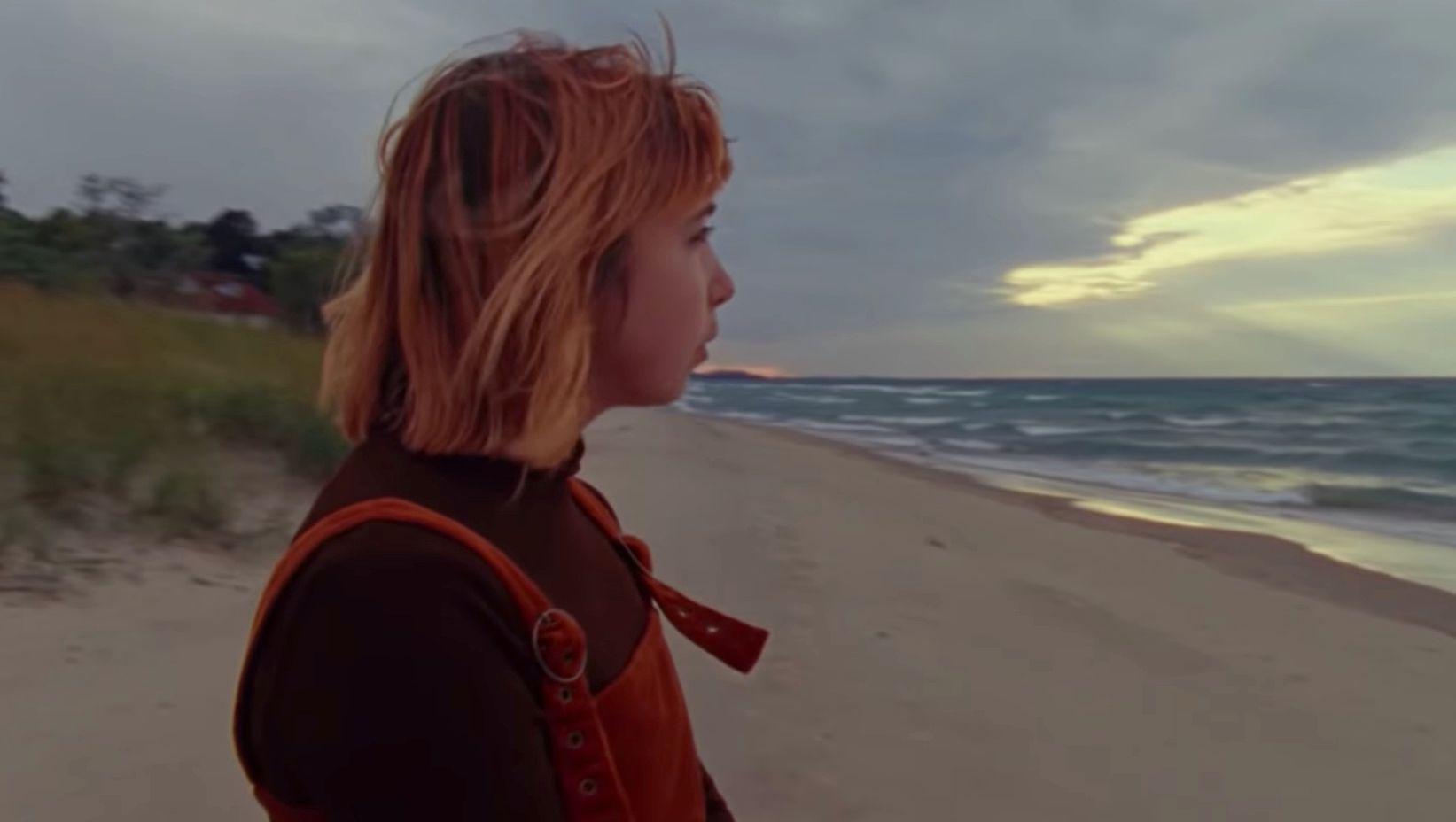 Complicated Indie Rock from Chicago. - Beach Bunny: Ms. California (music video)