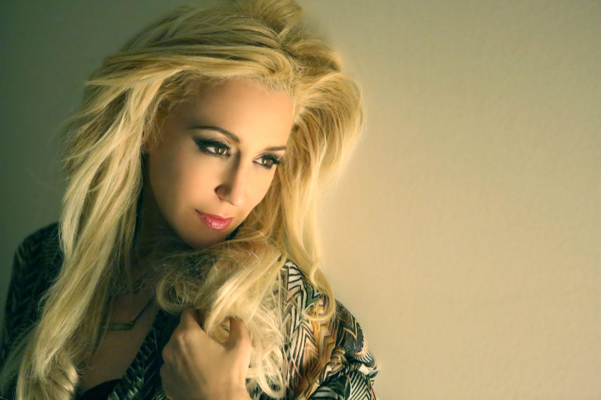 A Vulnerable Moment with Billboard Dance Chart Hit Maker. - JES: Imagination (Acoustic Video)