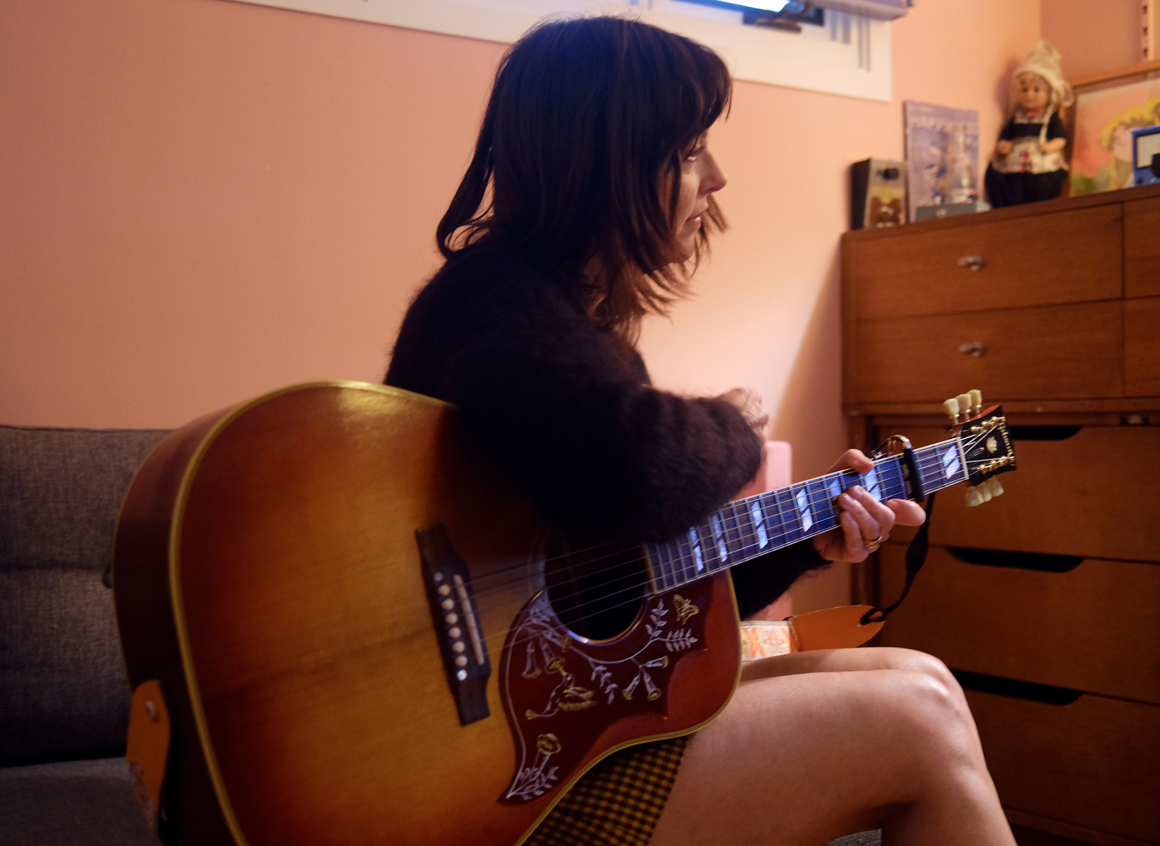 Unique Songwriter Returns with Introspective Single. - Suzy Callahan: Im Nothing